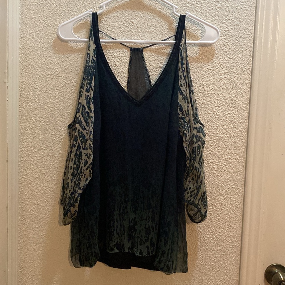 Babakul  Black and Green Cold Shoulder Top M